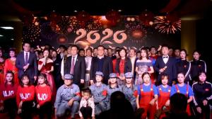「只爭(zhēng)朝夕，不負(fù)韶華」河南三建集團(tuán)2020新春團(tuán)拜會(huì)隆重舉行！